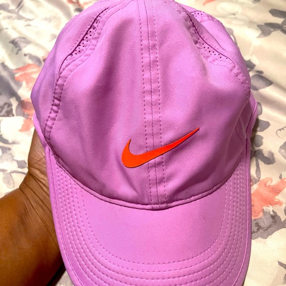 Nike | Accessories | Womens Hat | Poshmark
